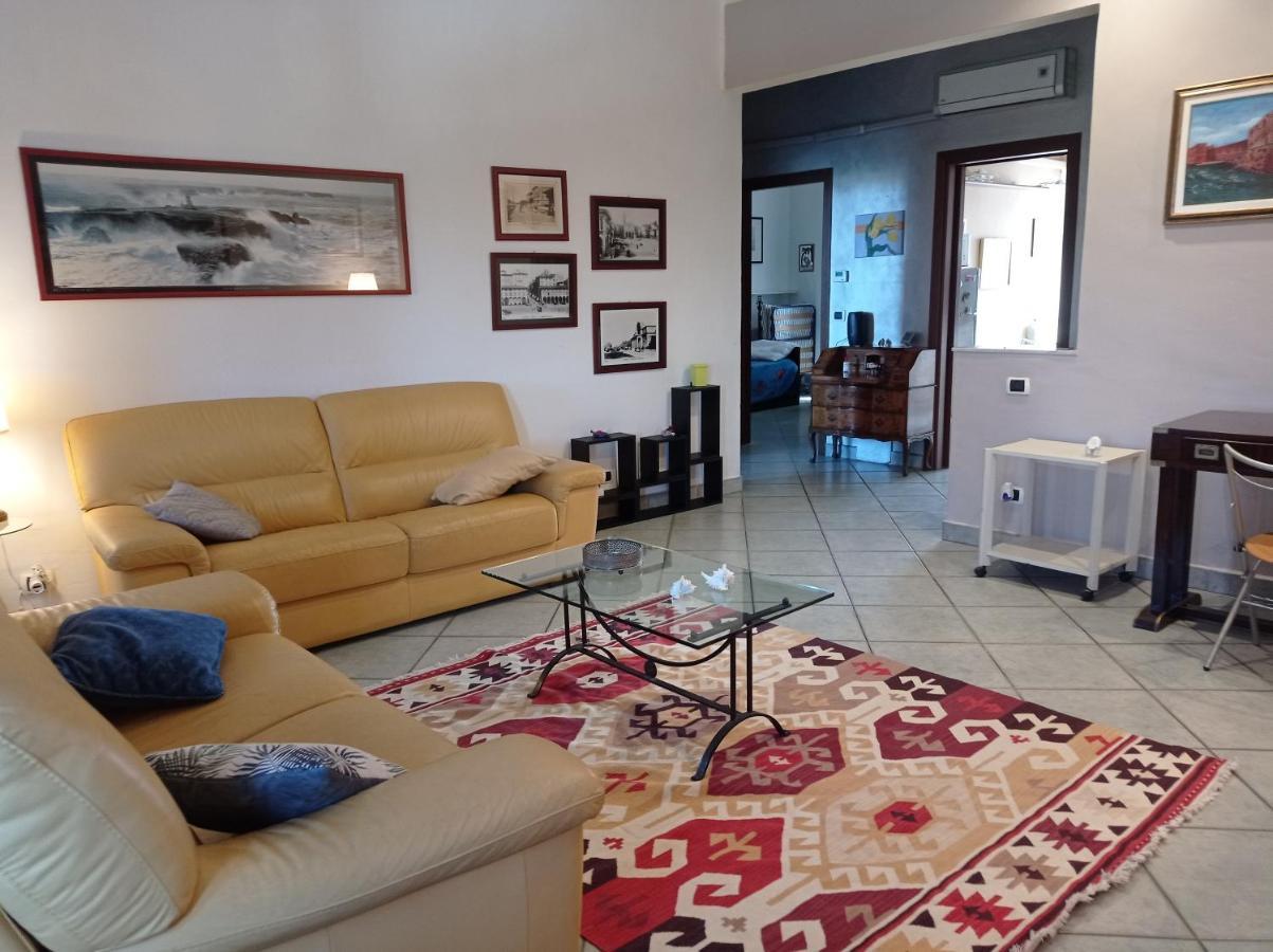 Appartamento Con Incantevole Vista Mare Ливорно Екстериор снимка
