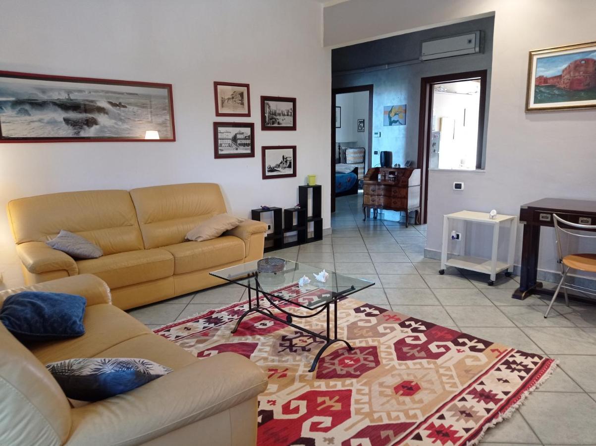 Appartamento Con Incantevole Vista Mare Ливорно Екстериор снимка